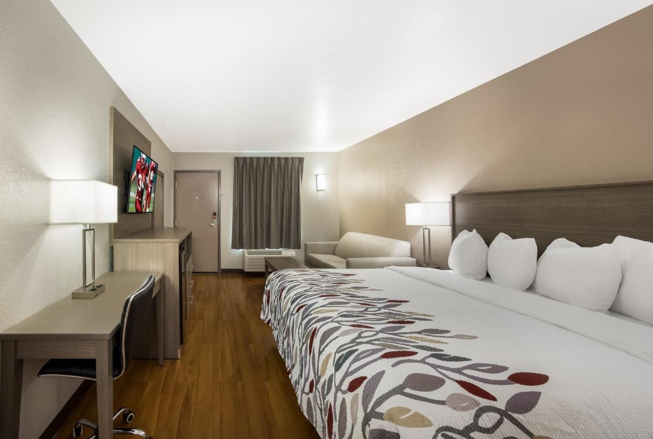 Red Roof Inn & Suites Томасвилл Экстерьер фото